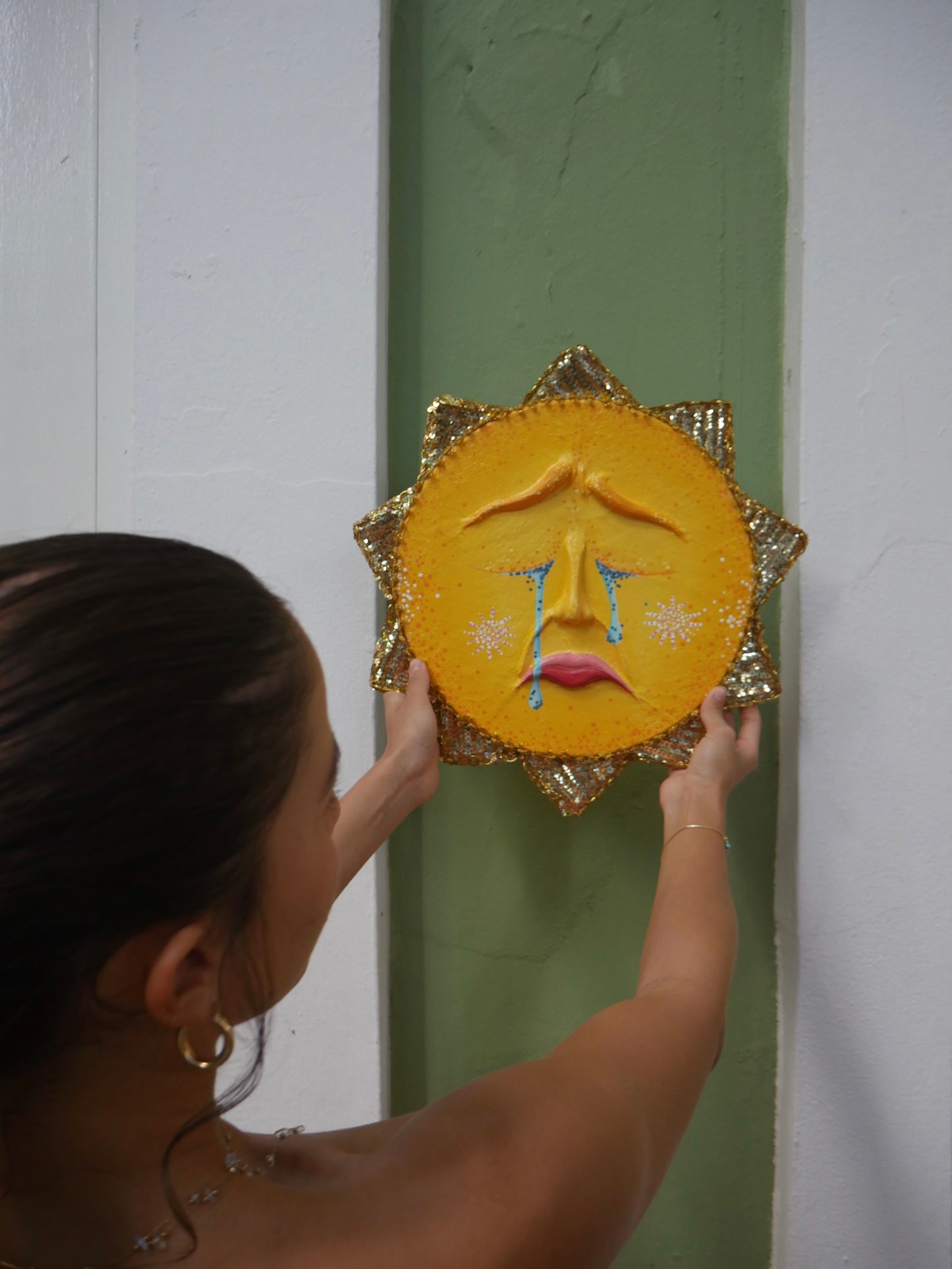 AJENA A SU LUZ